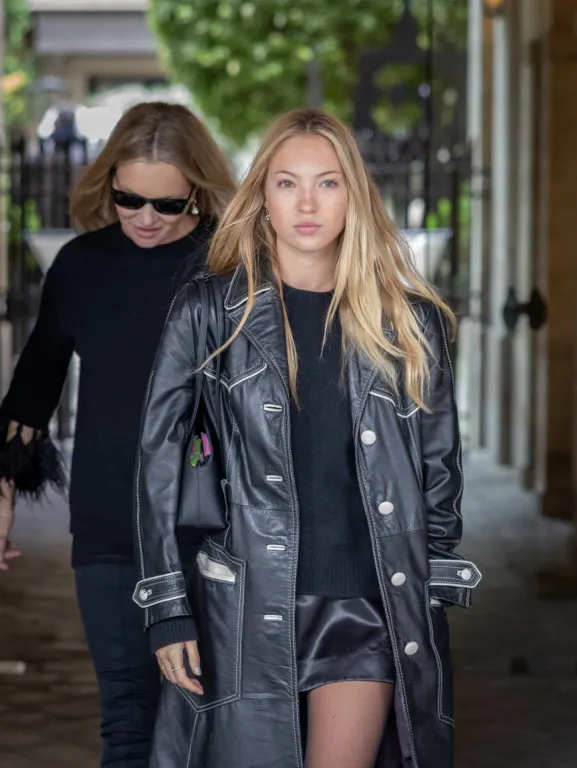 Kate Moss: Fájdalmas emlékek a korai modellkarrier árnyoldalairól-3