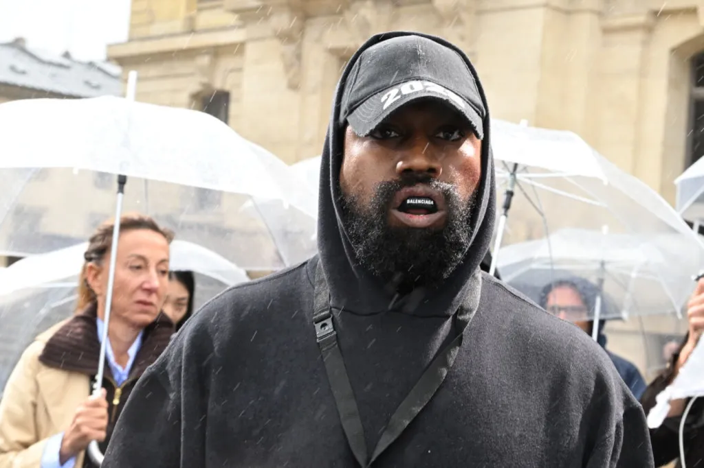 Kanye West meglepő oka: Miért nem mosolyog soha?-1