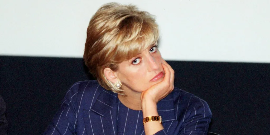 Why Princess Diana "Hated" Christmas With the Royal Family