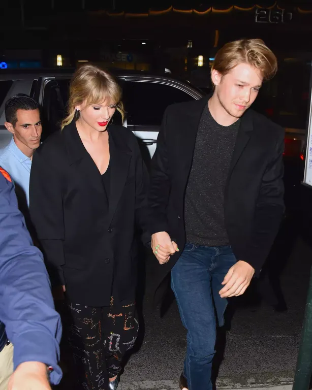 Taylor Swift dokumentumfilm: Miért maradt ki Joe Alwyn?-2