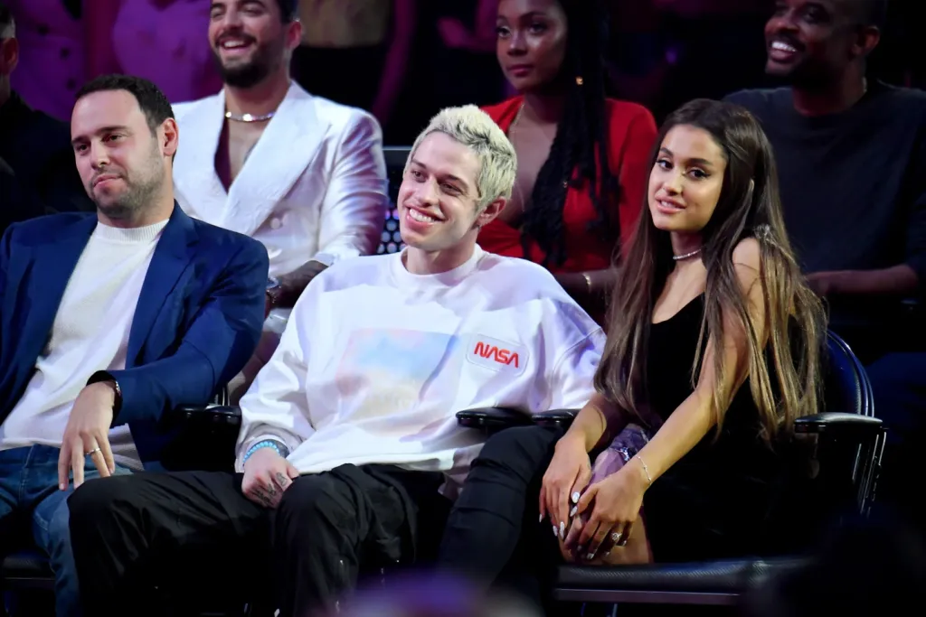 Pete Davidson leleplezi a péniszméretéről szóló pletykákat-1