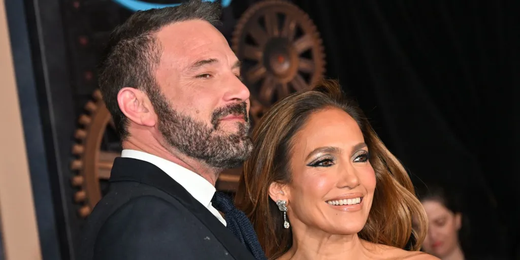 Jennifer Lopez Reunited with Ben Affleck, Jennifer Garner for Their Kids' Play