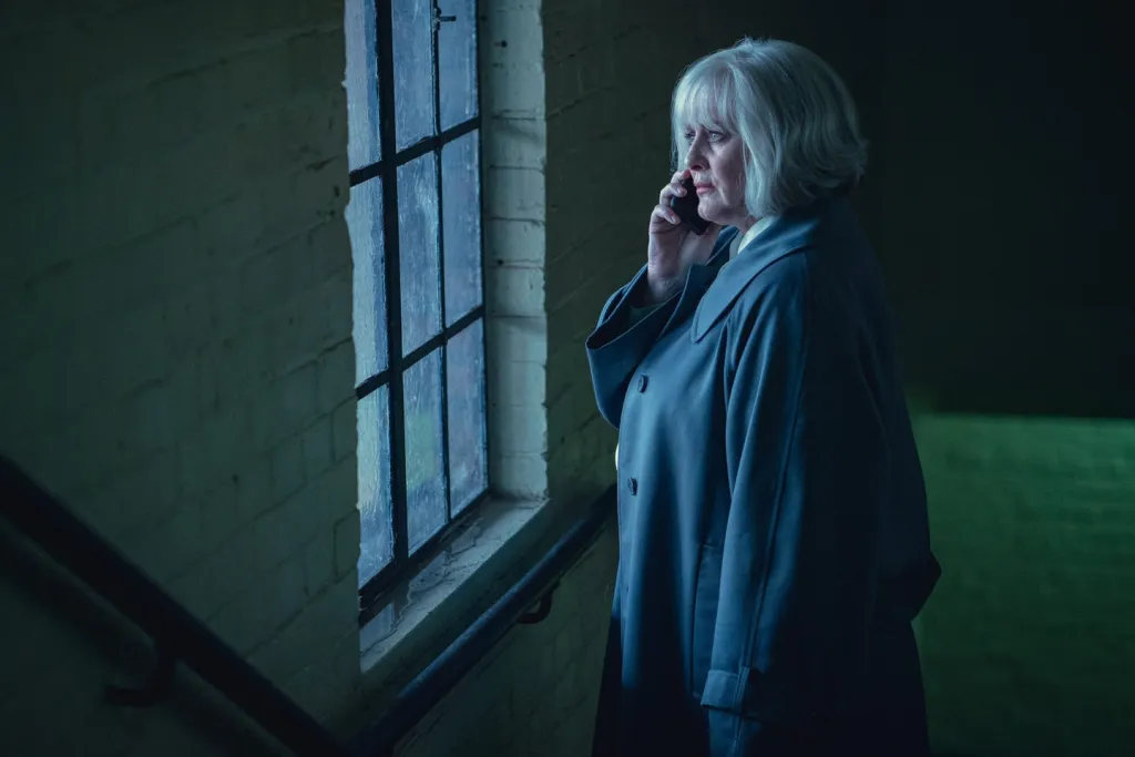 Sarah Lancashire sokkoló akcentusa a Netflix új sorozatában-2