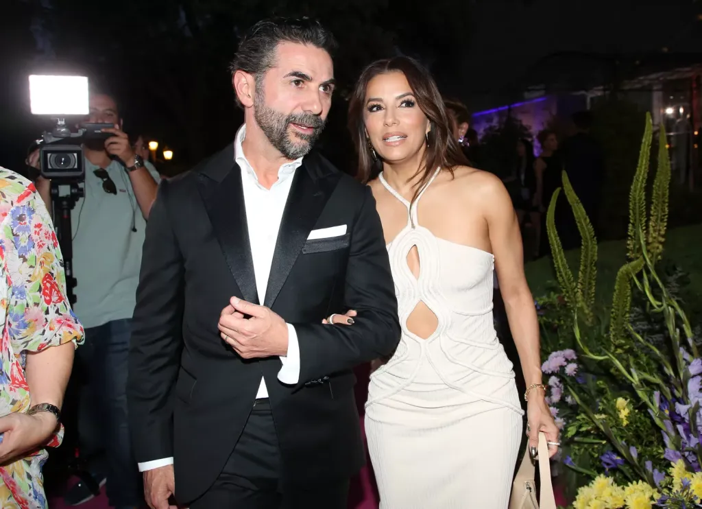 Eva Longoria elegáns Nancy Meyers-ihletésű szettje-3