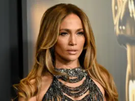 Jennifer Lopez Got Vulnerable About Being a Mom "Who Struggles" Amid Ben Affleck Split