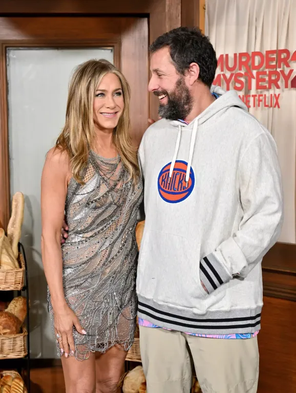 Adam Sandler megható gesztusa Jennifer Anistonnak-2