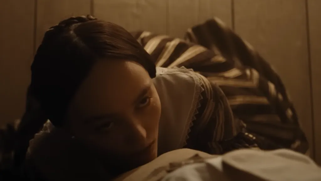 Nicholas Hoult sokkoló filmes emléke: kollégája pénisze-2