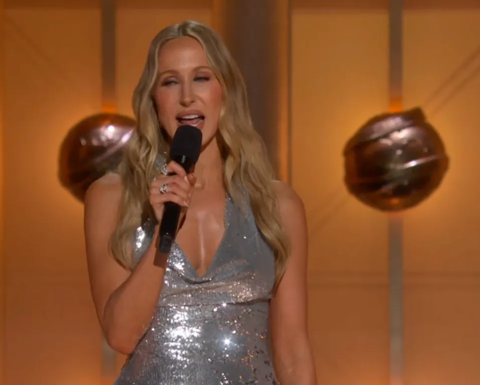 Nikki Glaser kiütötte a Joker 2-t a Golden Globe-on-2