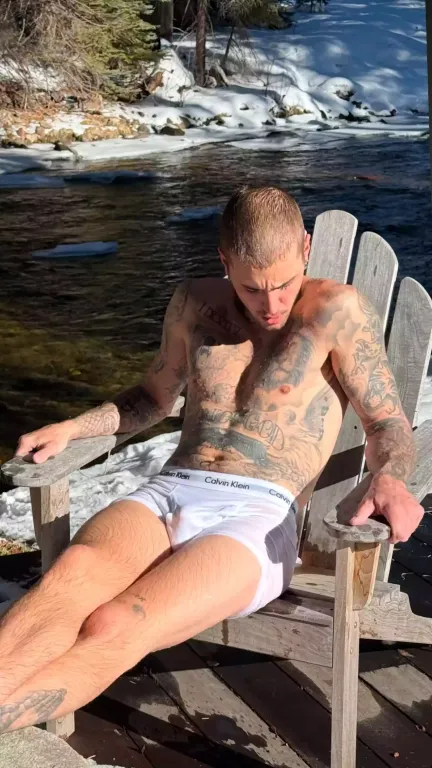 Justin Bieber szexi fotókkal hódít az Instagramon-1