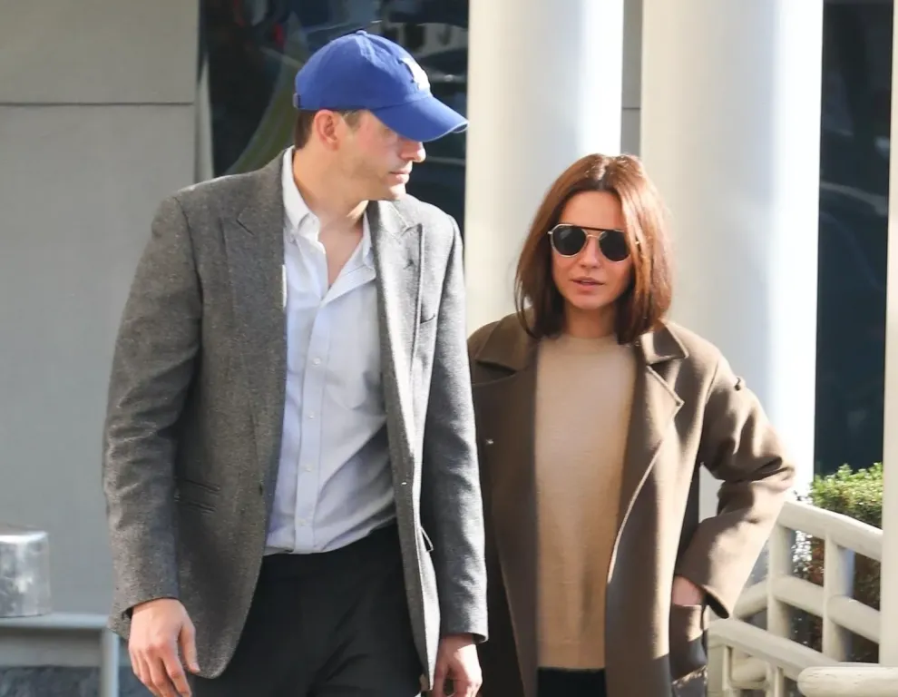 Mila Kunis meglepő hajszínváltása: cseresznye-kóla vörös-1