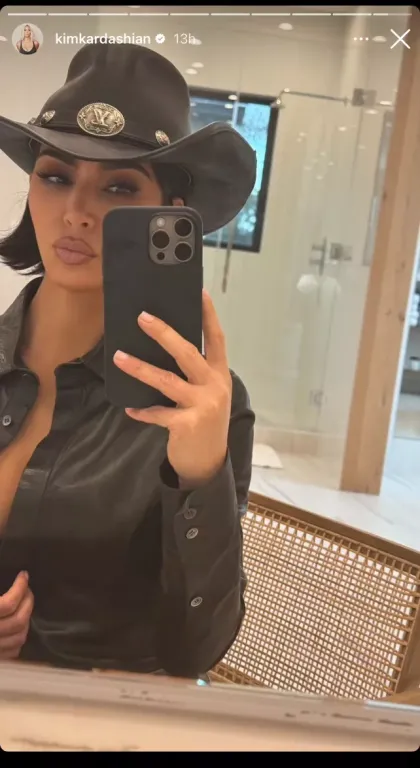 Kim Kardashian meglepő új frizurája Chicago buliján-2