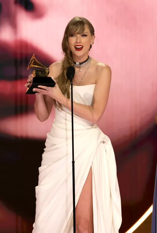 Taylor Swift a Grammyn: Travis Kelce nélkül érkezik?-3