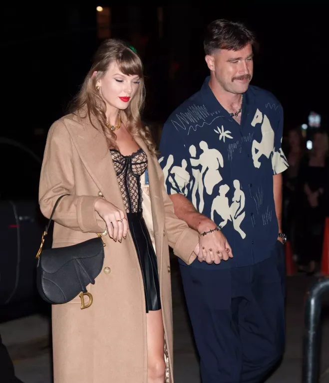 Taylor Swift és Travis Kelce romantikus szilvesztere-3