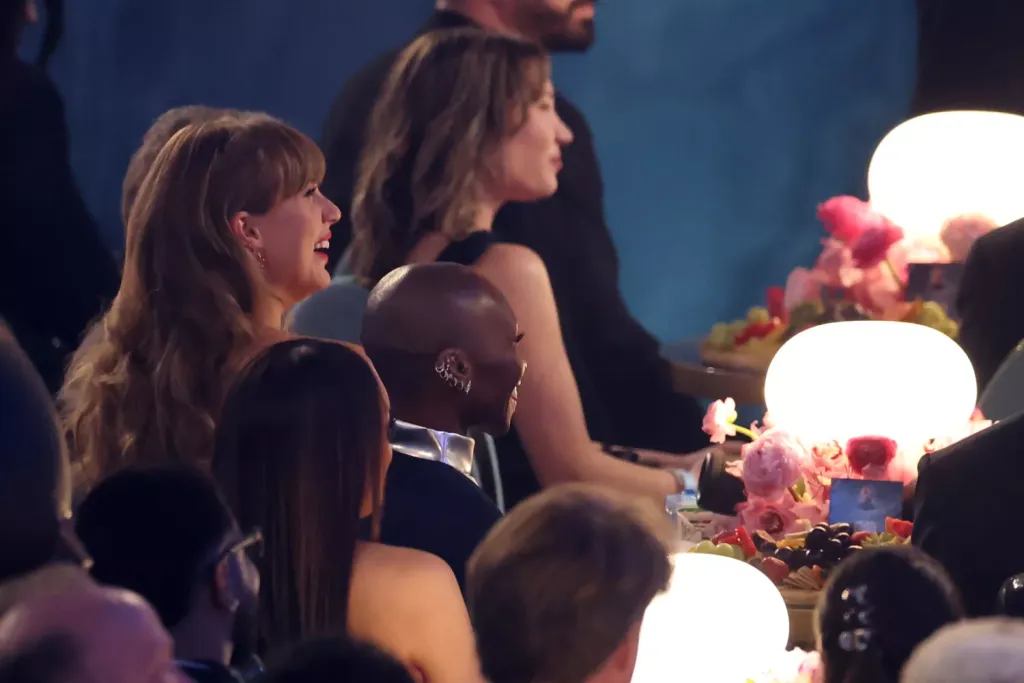 Taylor Swift és Cynthia Erivo vicces pillanata a Grammyn-1