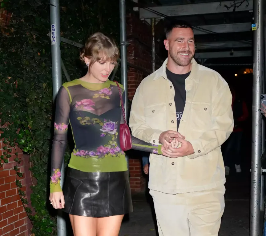 Taylor Swift és Travis Kelce: Eljegyzés a Super Bowl-on?-2