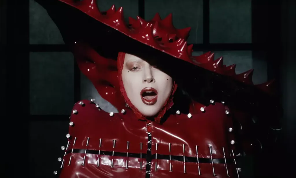 Lady Gaga új klipje: Varázslat a táncparketten-2