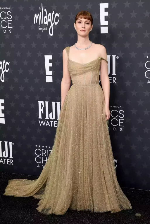 Leighton Meester káprázatos megjelenése a díjátadón-1