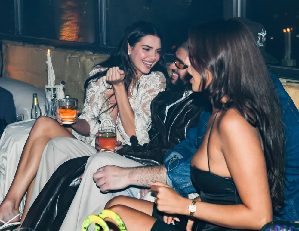 Kendall Jenner és Bad Bunny újra találkoztak a divathéten-3