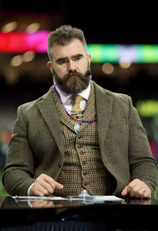 Jason Kelce öltözéke árulkodik a Super Bowl-favoritjáról-1