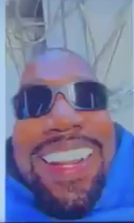 Kanye West őrült Super Bowl reklámja sokkolja a nézőket-2