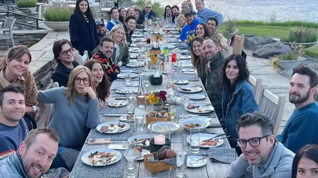 Sztárok vacsorája: Kristen Bell fotója felrobbantotta a netet-2