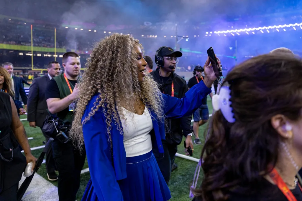 Serena Williams sokkoló tánca a Super Bowl-on-1
