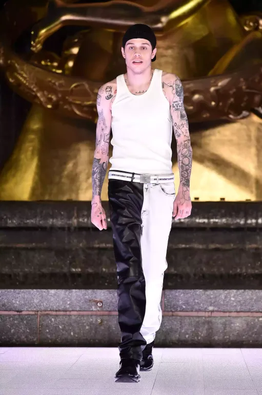 Pete Davidson: Új imázs a Reformation kampányában-3