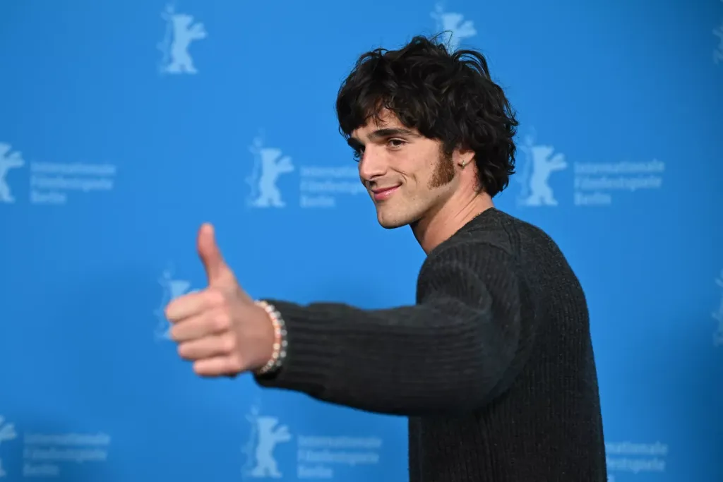 Jacob Elordi meghökkentő új külsővel hódít Berlinben-1