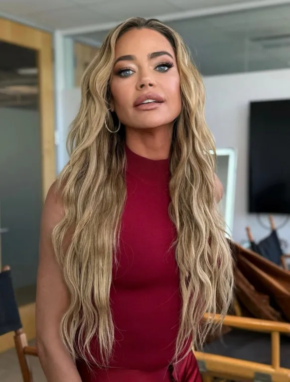 Denise Richards lánya OnlyFans-en: Botrány vagy üzlet?-1
