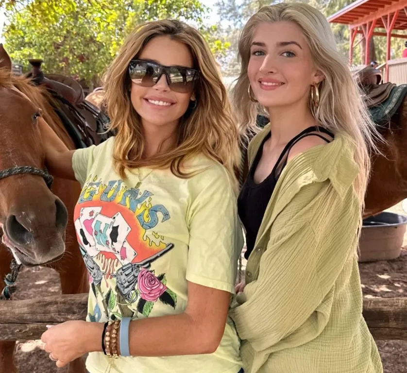 Denise Richards lánya milliókat keres OnlyFans-en-2