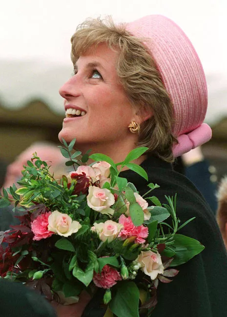 Diana hercegnő öröksége: Fergie megható tisztelgése-3