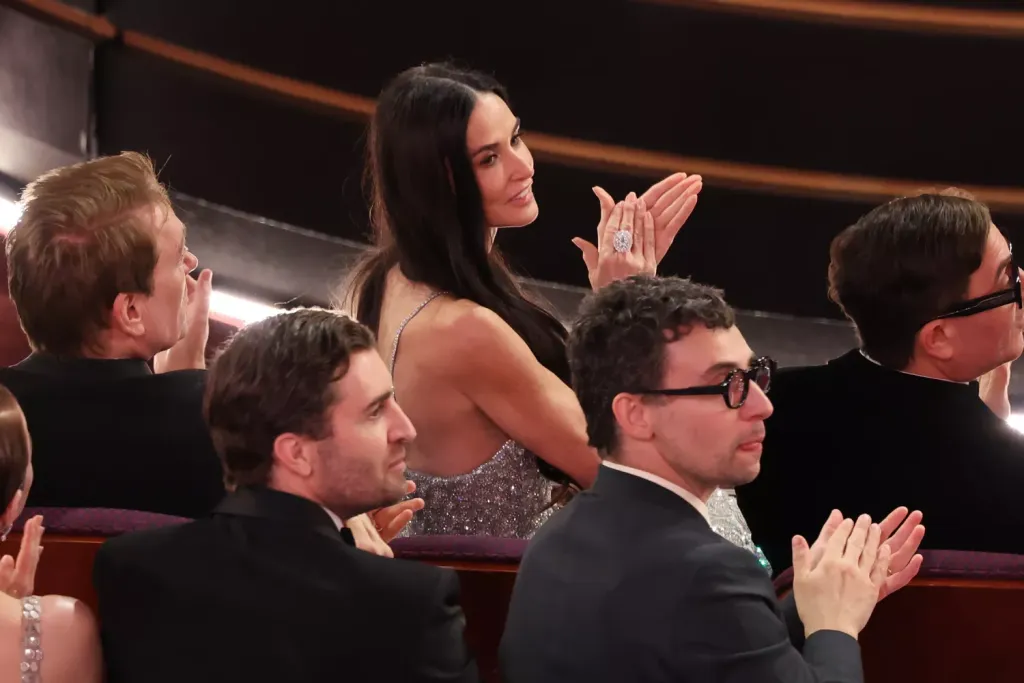 Demi Moore gratulál Oscar-győztes vetélytársának-2