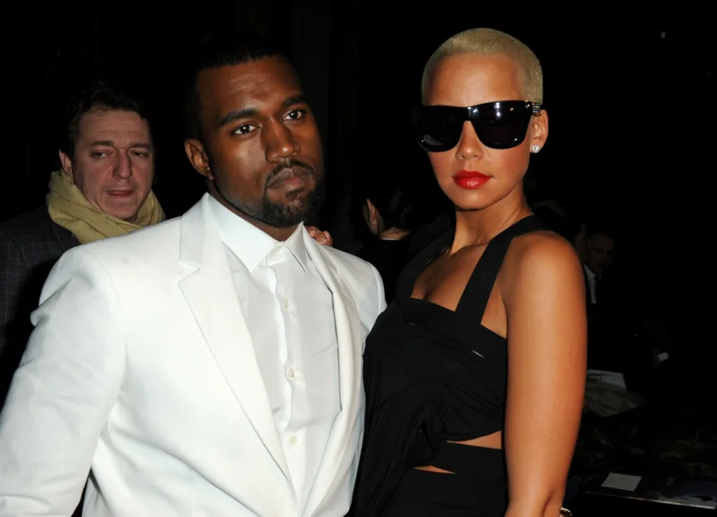 Amber Rose leleplezi Kanye West öltöztetési mániáját-1