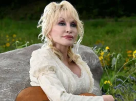 Dolly Parton Makes First Public Appearance Two Weeks After Husband Carl Dean's Death