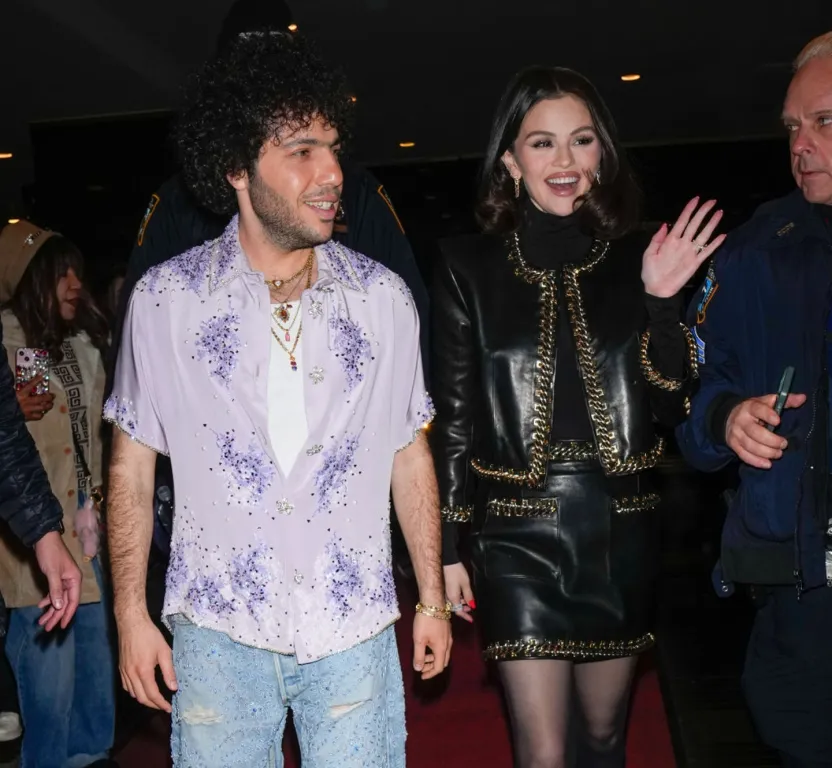 Selena Gomez kiütést kapott az első csóktól-1