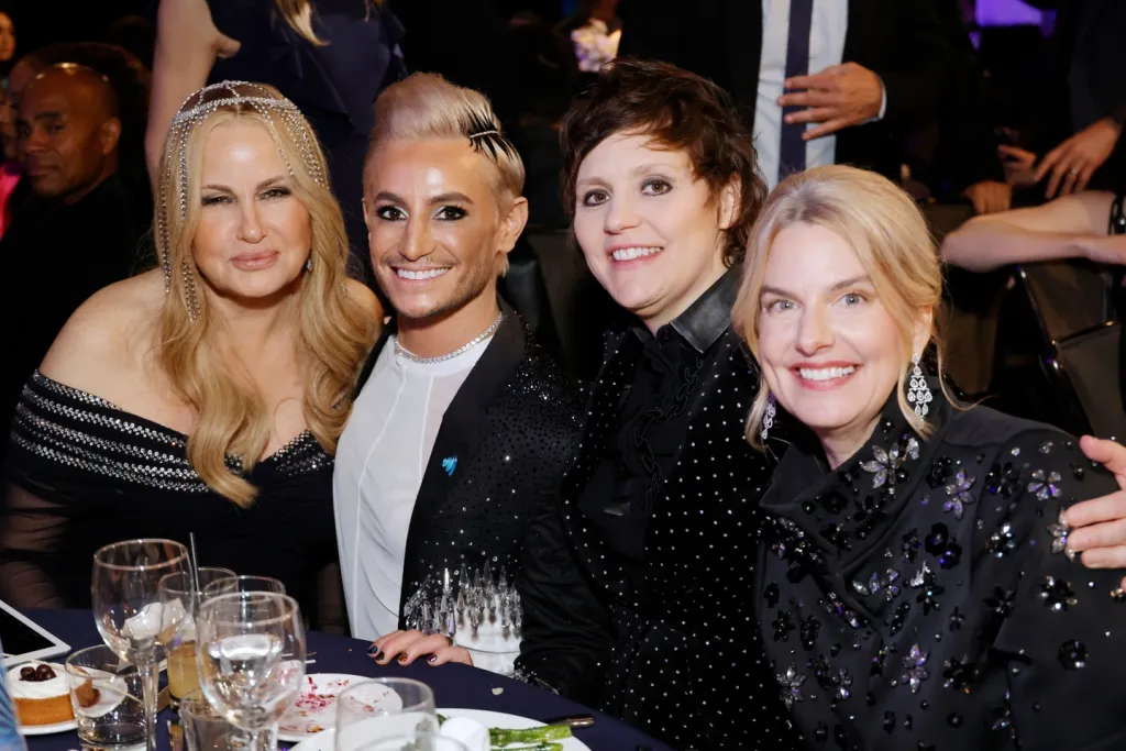 Jennifer Coolidge: LMBTQ+ közösség nélkül semmit sem érne-2