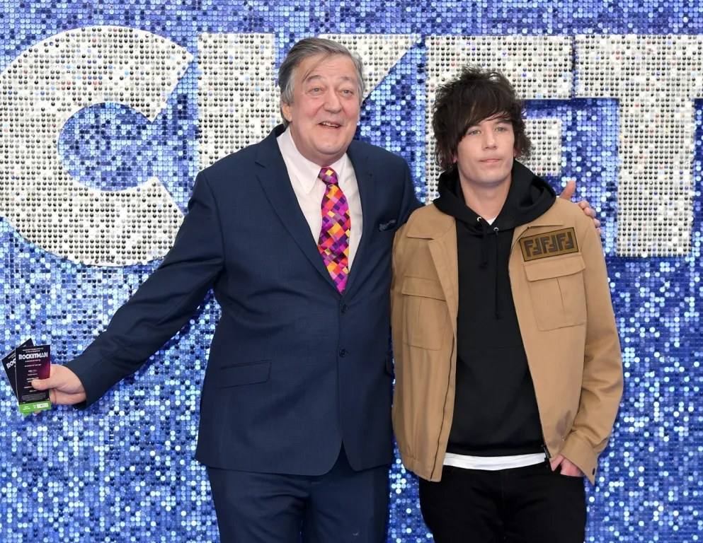 Stephen Fry 17 évig nem szexelt – Döbbenetes ok!-1