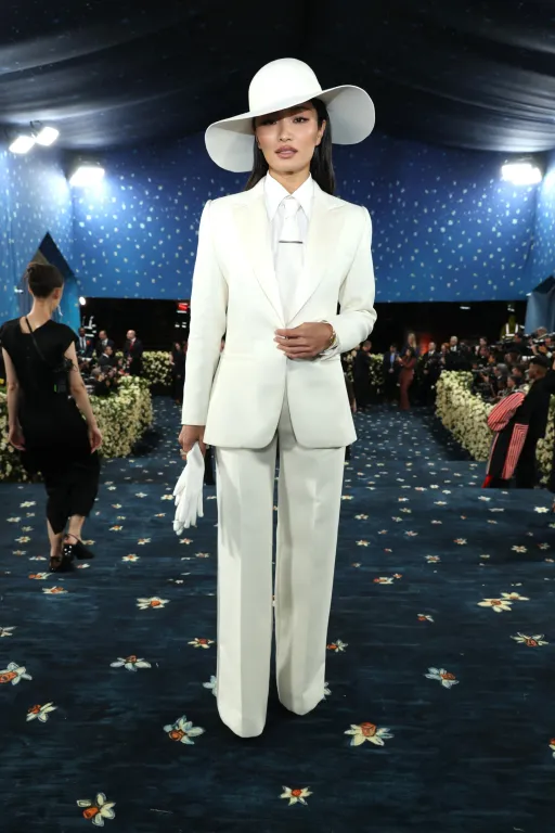 Zendaya és Anna Sawai: Véletlen ikrek a Met Gálán?-2