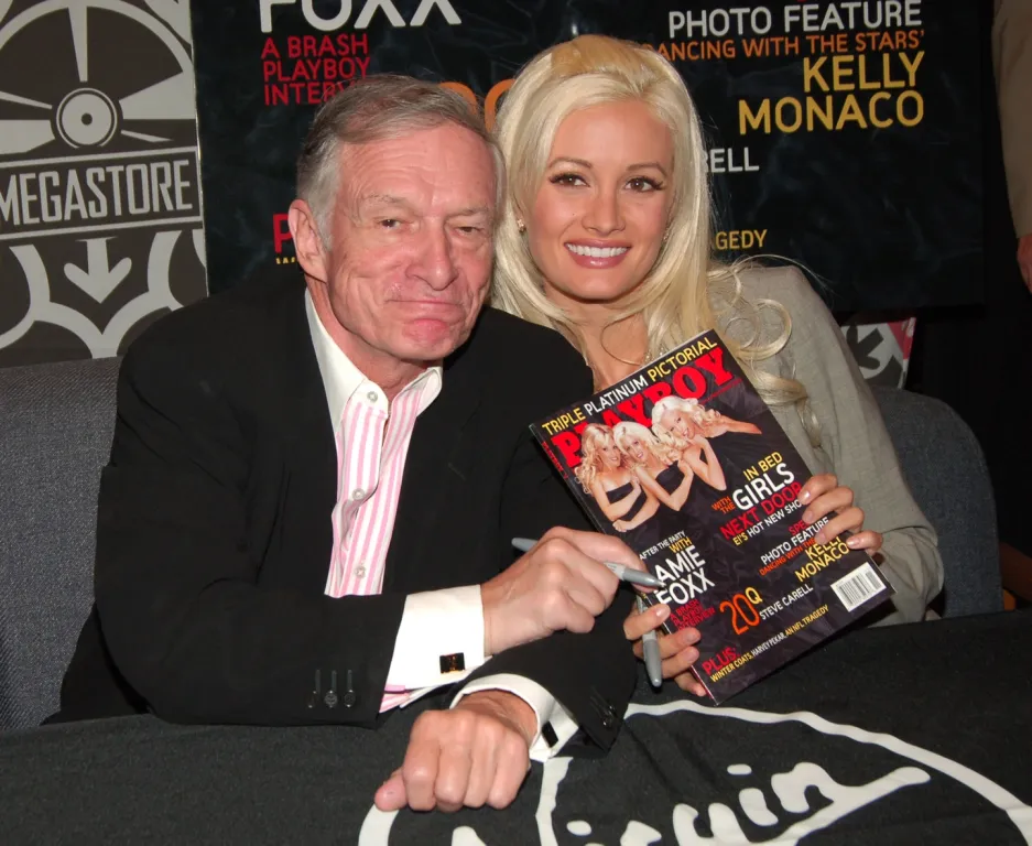 Holly Madison leleplezi Hefner bizarr hálószobai rituáléját-2