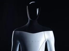 Tesla AI Nap: Musk bemutatja a humanoid robotot
