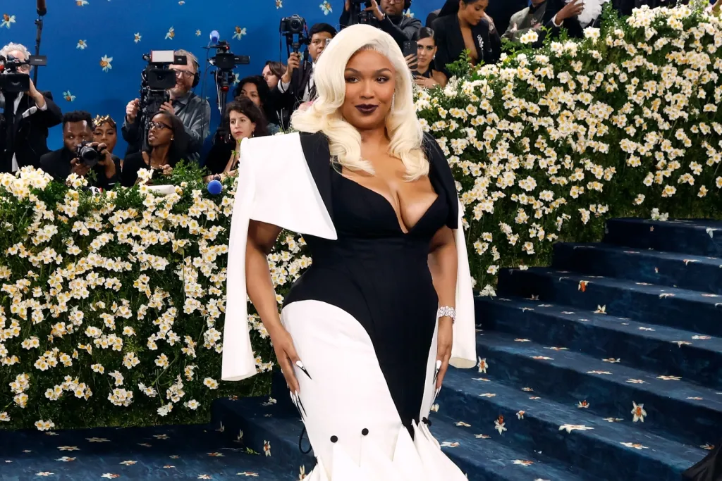 Lizzo titkolja fogyásának mértékét – Miért?-2