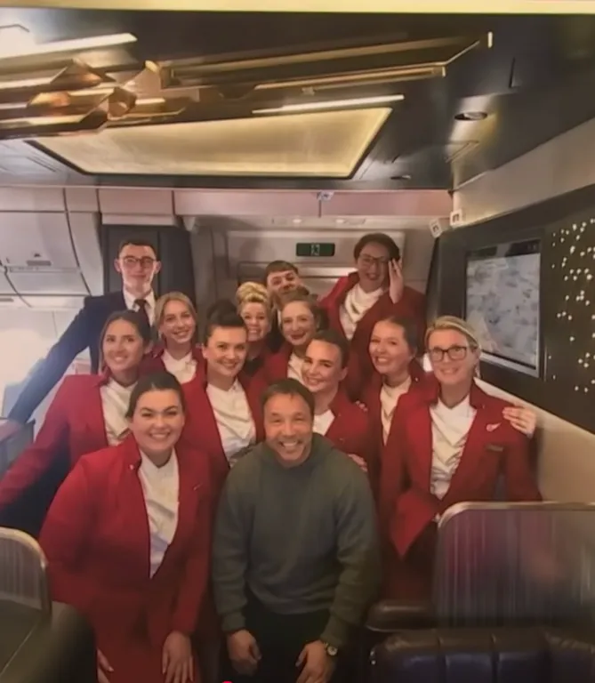 Stephen Graham sokkoló műtétje a repülőn-2