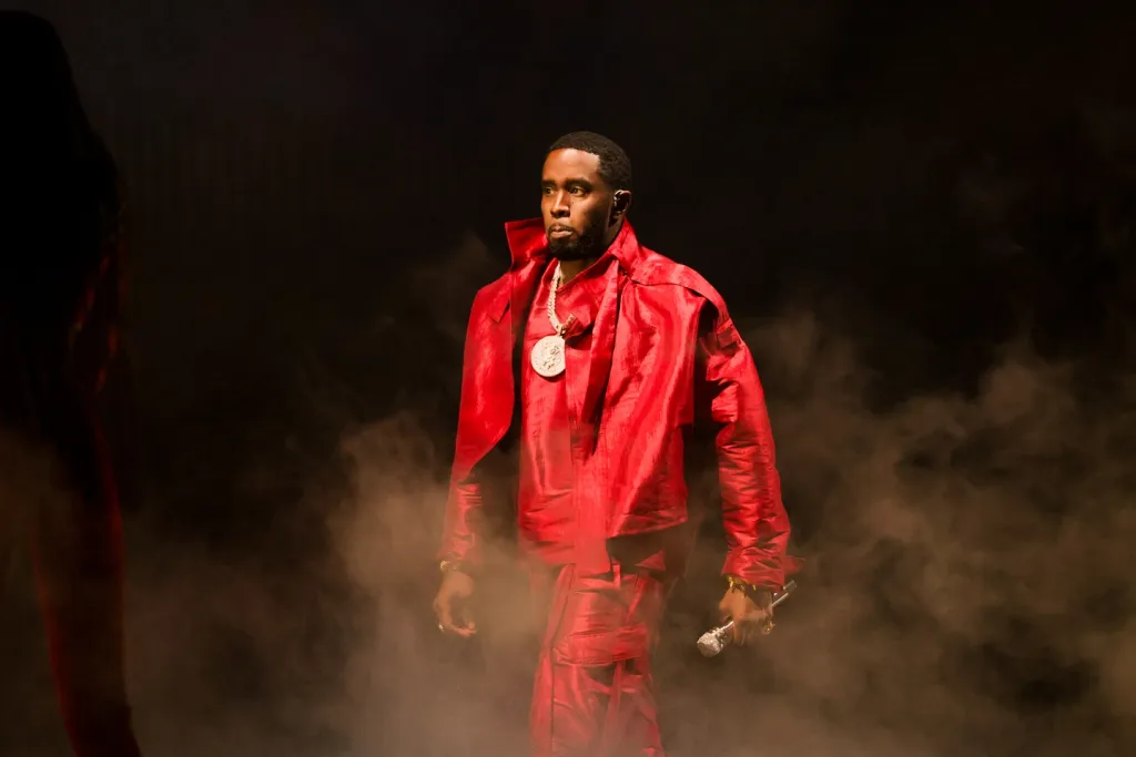 Diddy botrányos viselkedése a bíróságon sokkolja a nézőket-2
