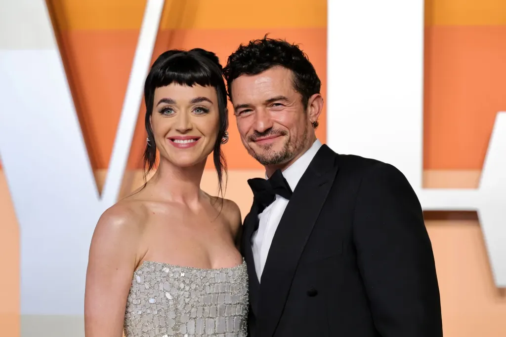 Orlando Bloom egyedül érkezett Velencébe Bezos esküvőjére-4
