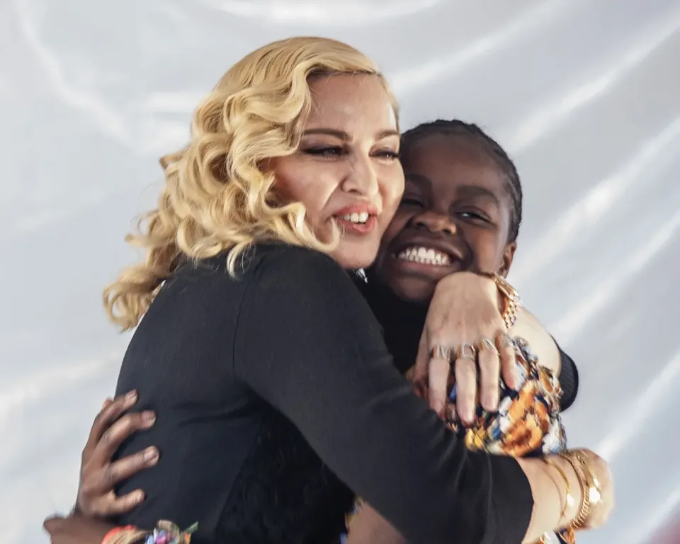 Madonna hat gyermeke: A popikon családi élete-1