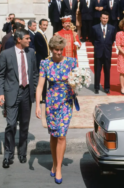 Diana hercegnő ikonikus ruhája rekordáron kelt el-3