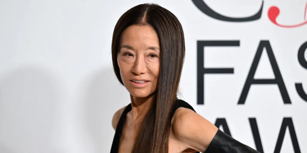 Vera Wang Wears This Divisive Carrie Bradshaw-Inspired Trend After Her 76th Birthday
