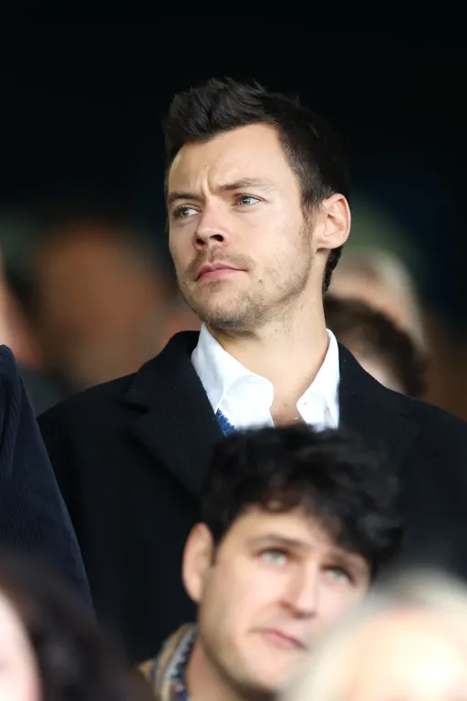 Harry Styles új barátnője? Titokzatos csók Glastonburyben-2