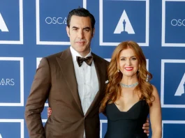 Isla Fisher makes brutal social media dig as divorce from Sacha Baron Cohen is finalised