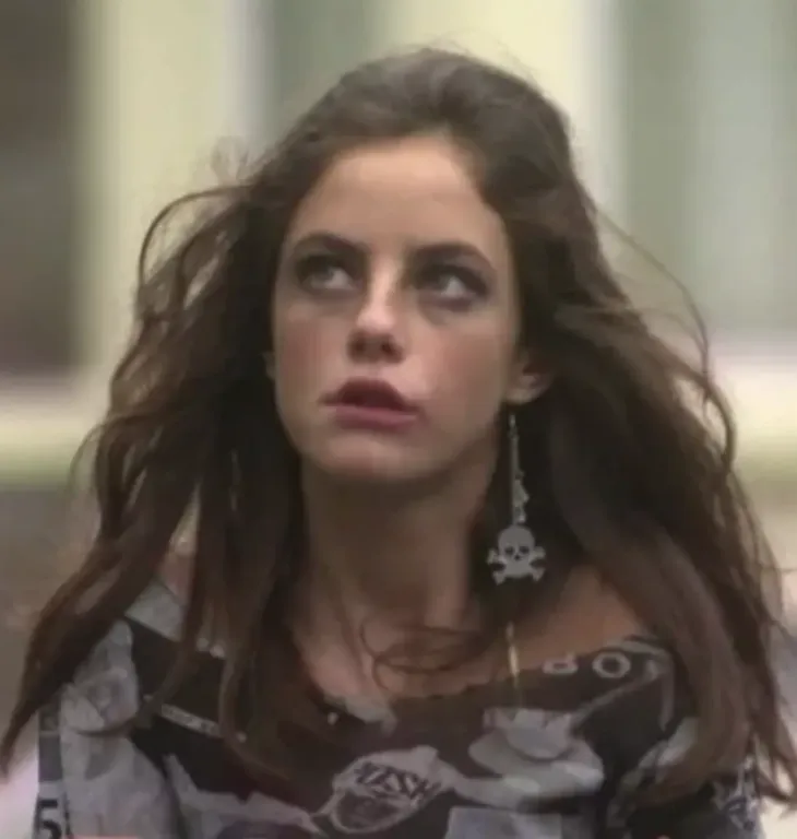 Skins-sztár Kaya Scodelario visszautasította a szexjeleneteket!-2